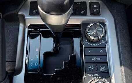 Toyota Land Cruiser 200, 2020 год, 9 700 000 рублей, 12 фотография