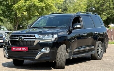 Toyota Land Cruiser 200, 2020 год, 9 700 000 рублей, 2 фотография