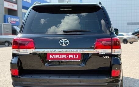 Toyota Land Cruiser 200, 2020 год, 9 700 000 рублей, 6 фотография