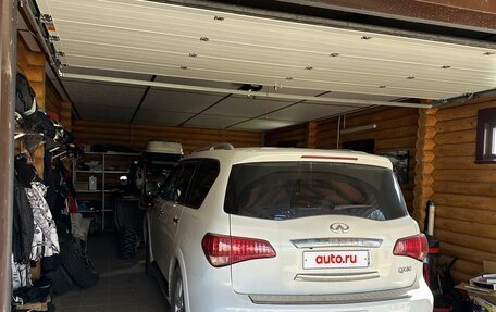 Infiniti QX56, 2013 год, 2 800 000 рублей, 3 фотография
