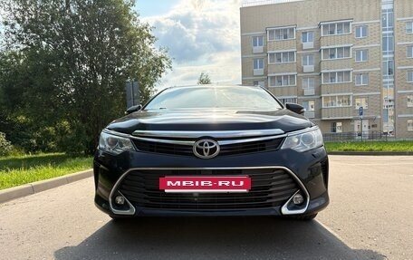 Toyota Camry, 2012 год, 1 650 000 рублей, 2 фотография