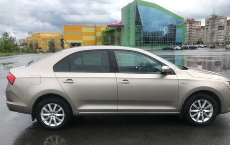 Skoda Rapid II, 2021 год, 1 499 000 рублей, 2 фотография
