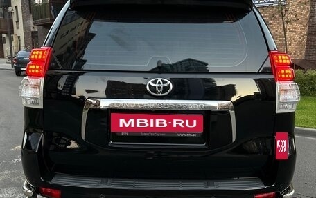 Toyota Land Cruiser Prado 150 рестайлинг 2, 2010 год, 2 350 000 рублей, 2 фотография