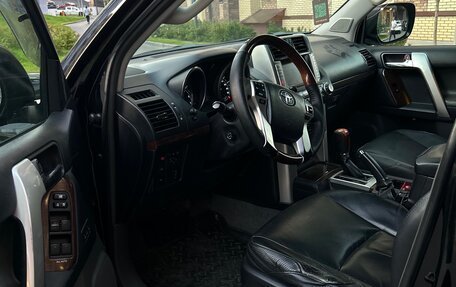 Toyota Land Cruiser Prado 150 рестайлинг 2, 2010 год, 2 350 000 рублей, 16 фотография
