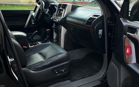 Toyota Land Cruiser Prado 150 рестайлинг 2, 2010 год, 2 350 000 рублей, 13 фотография