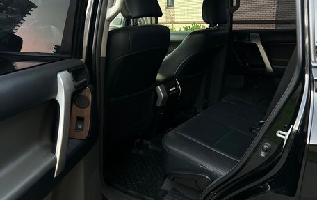 Toyota Land Cruiser Prado 150 рестайлинг 2, 2010 год, 2 350 000 рублей, 19 фотография