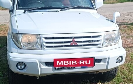 Mitsubishi Pajero iO, 1999 год, 400 000 рублей, 7 фотография