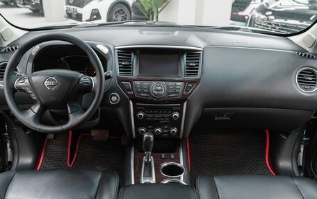 Nissan Pathfinder, 2015 год, 1 549 000 рублей, 12 фотография