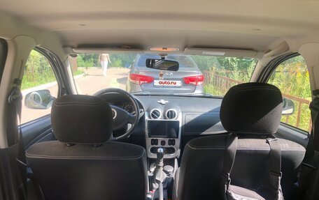 Renault Sandero I, 2012 год, 650 000 рублей, 3 фотография