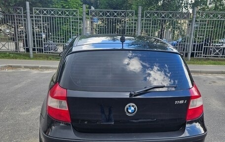 BMW 1 серия, 2007 год, 830 000 рублей, 3 фотография
