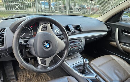 BMW 1 серия, 2007 год, 830 000 рублей, 16 фотография