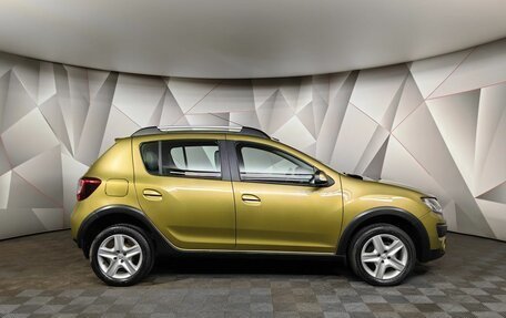 Renault Sandero II рестайлинг, 2016 год, 895 000 рублей, 4 фотография