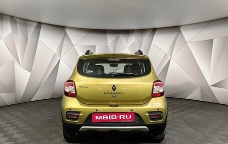 Renault Sandero II рестайлинг, 2016 год, 895 000 рублей, 6 фотография