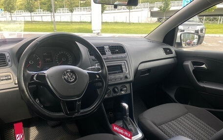 Volkswagen Polo VI (EU Market), 2016 год, 1 050 000 рублей, 6 фотография