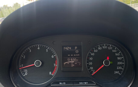 Volkswagen Polo VI (EU Market), 2016 год, 1 050 000 рублей, 13 фотография