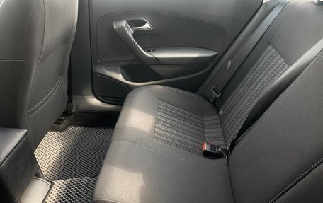 Volkswagen Polo VI (EU Market), 2016 год, 1 050 000 рублей, 17 фотография