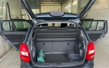 Skoda Fabia II, 2013 год, 1 300 000 рублей, 10 фотография