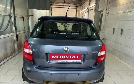 Skoda Fabia II, 2013 год, 1 300 000 рублей, 2 фотография