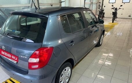Skoda Fabia II, 2013 год, 1 300 000 рублей, 8 фотография