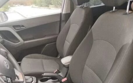 Hyundai Creta I рестайлинг, 2018 год, 1 750 000 рублей, 3 фотография