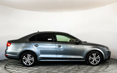 Volkswagen Jetta VI, 2011 год, 749 000 рублей, 4 фотография