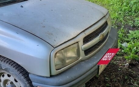 Chevrolet Tracker II, 2001 год, 290 000 рублей, 1 фотография