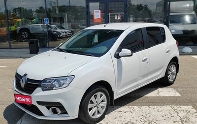 Renault Sandero II рестайлинг, 2018 год, 910 000 рублей, 1 фотография