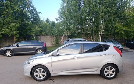 Hyundai Solaris II рестайлинг, 2012 год, 780 000 рублей, 2 фотография