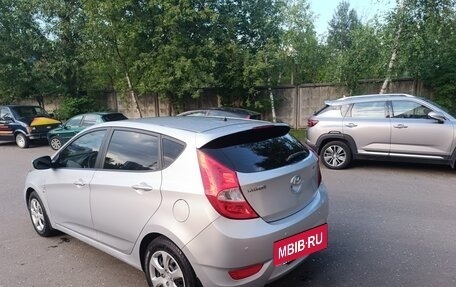 Hyundai Solaris II рестайлинг, 2012 год, 780 000 рублей, 3 фотография