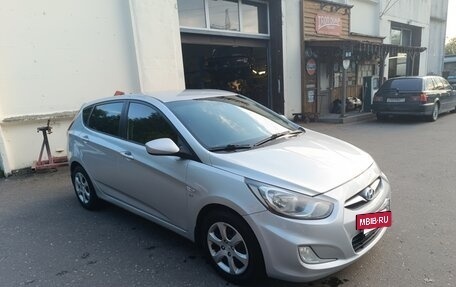 Hyundai Solaris II рестайлинг, 2012 год, 780 000 рублей, 5 фотография