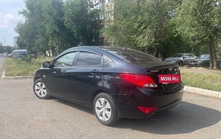 Hyundai Solaris II рестайлинг, 2014 год, 950 000 рублей, 2 фотография