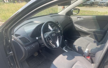 Hyundai Solaris II рестайлинг, 2014 год, 950 000 рублей, 5 фотография