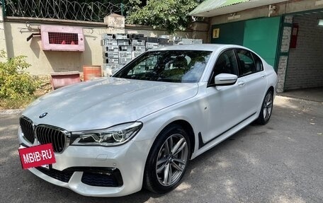 BMW 7 серия, 2017 год, 4 190 000 рублей, 3 фотография
