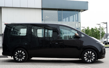 Hyundai Staria, 2025 год, 7 990 000 рублей, 8 фотография