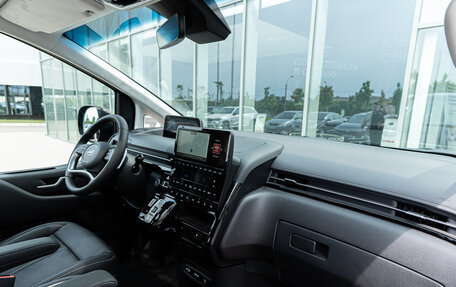 Hyundai Staria, 2025 год, 7 990 000 рублей, 35 фотография
