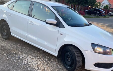 Volkswagen Polo VI (EU Market), 2014 год, 720 000 рублей, 1 фотография