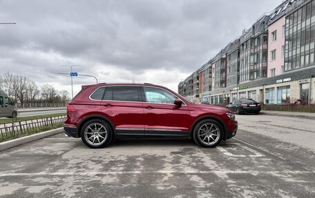 Volkswagen Tiguan II, 2017 год, 3 200 000 рублей, 3 фотография