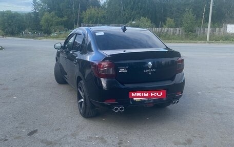 Renault Logan II, 2017 год, 700 000 рублей, 3 фотография
