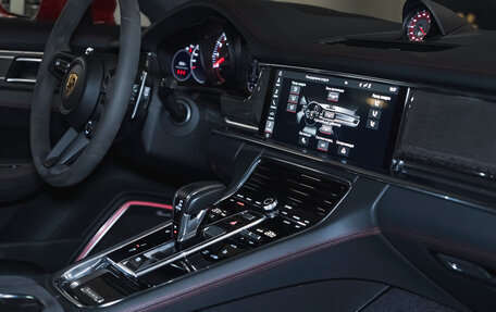 Porsche Panamera II рестайлинг, 2020 год, 14 900 000 рублей, 30 фотография