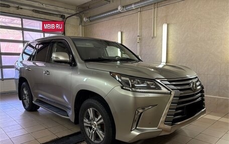 Lexus LX III, 2018 год, 8 300 000 рублей, 2 фотография