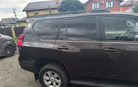 Toyota Land Cruiser Prado 150 рестайлинг 2, 2018 год, 4 450 000 рублей, 5 фотография