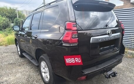 Toyota Land Cruiser Prado 150 рестайлинг 2, 2018 год, 4 450 000 рублей, 8 фотография