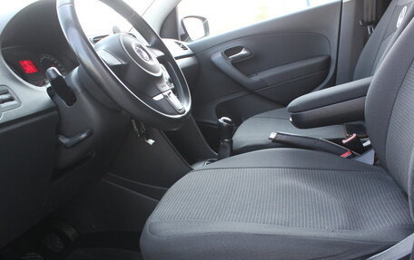 Volkswagen Polo VI (EU Market), 2012 год, 847 000 рублей, 11 фотография