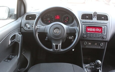Volkswagen Polo VI (EU Market), 2012 год, 847 000 рублей, 16 фотография