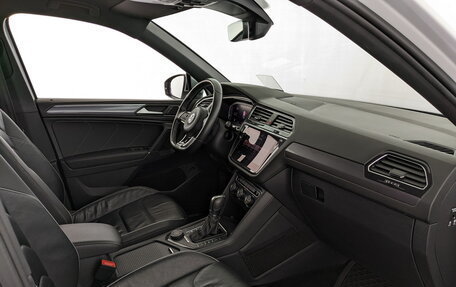 Volkswagen Tiguan II, 2019 год, 3 160 000 рублей, 11 фотография