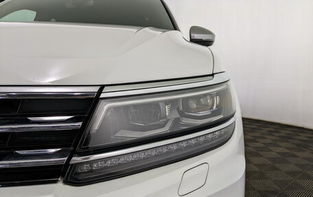 Volkswagen Tiguan II, 2019 год, 3 160 000 рублей, 17 фотография