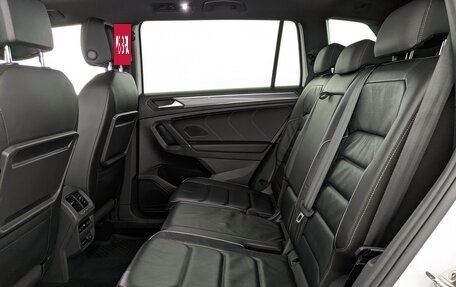 Volkswagen Tiguan II, 2019 год, 3 160 000 рублей, 12 фотография