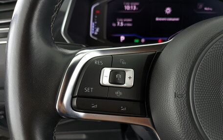 Volkswagen Tiguan II, 2019 год, 3 160 000 рублей, 26 фотография