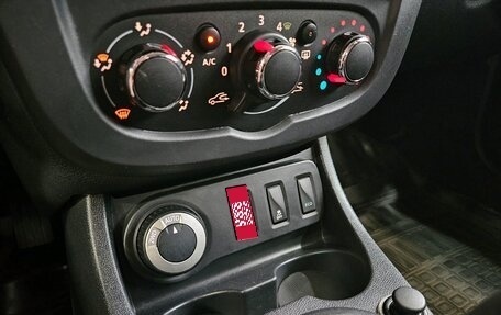 Renault Duster I рестайлинг, 2017 год, 1 190 000 рублей, 15 фотография