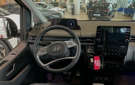Hyundai Staria, 2024 год, 8 400 000 рублей, 5 фотография